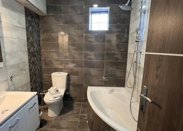 Penelope's ιιι 公寓 *