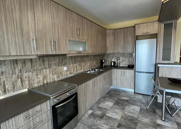 Penelope's ιιι 公寓 *